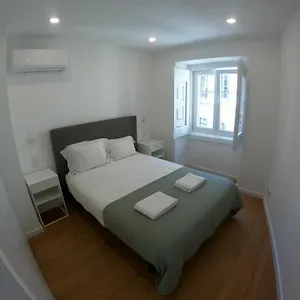 Lisbon, Renovated T2 Near Rossio Apartment